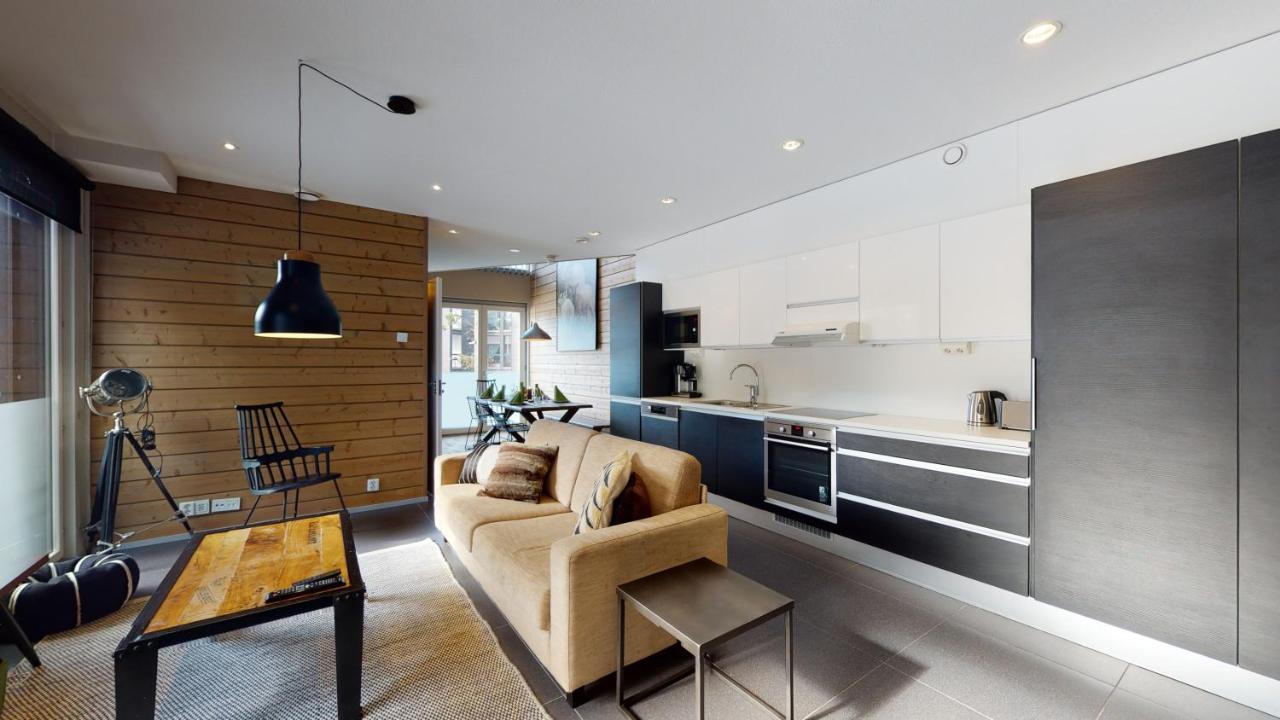 Sandy Kelt - Irish House Apartments Kalajoki Esterno foto